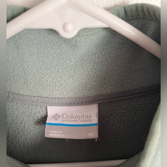 Columbia Fleece Half Button Tops - Picture 4 of 5